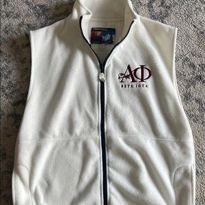 Alpha Phi fleece vest - Size small